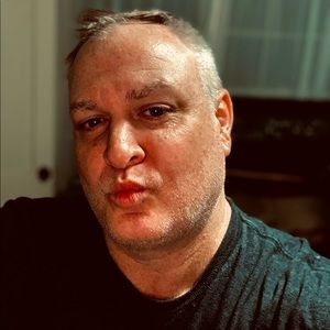 Meet your Posher, Chad